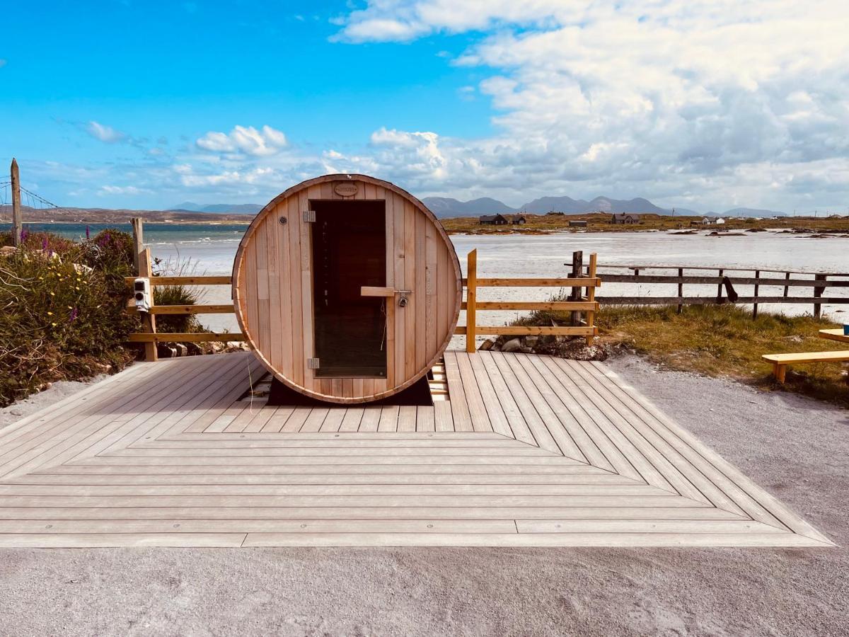 Connemara Sands Hotel & Spa Clifden Bagian luar foto