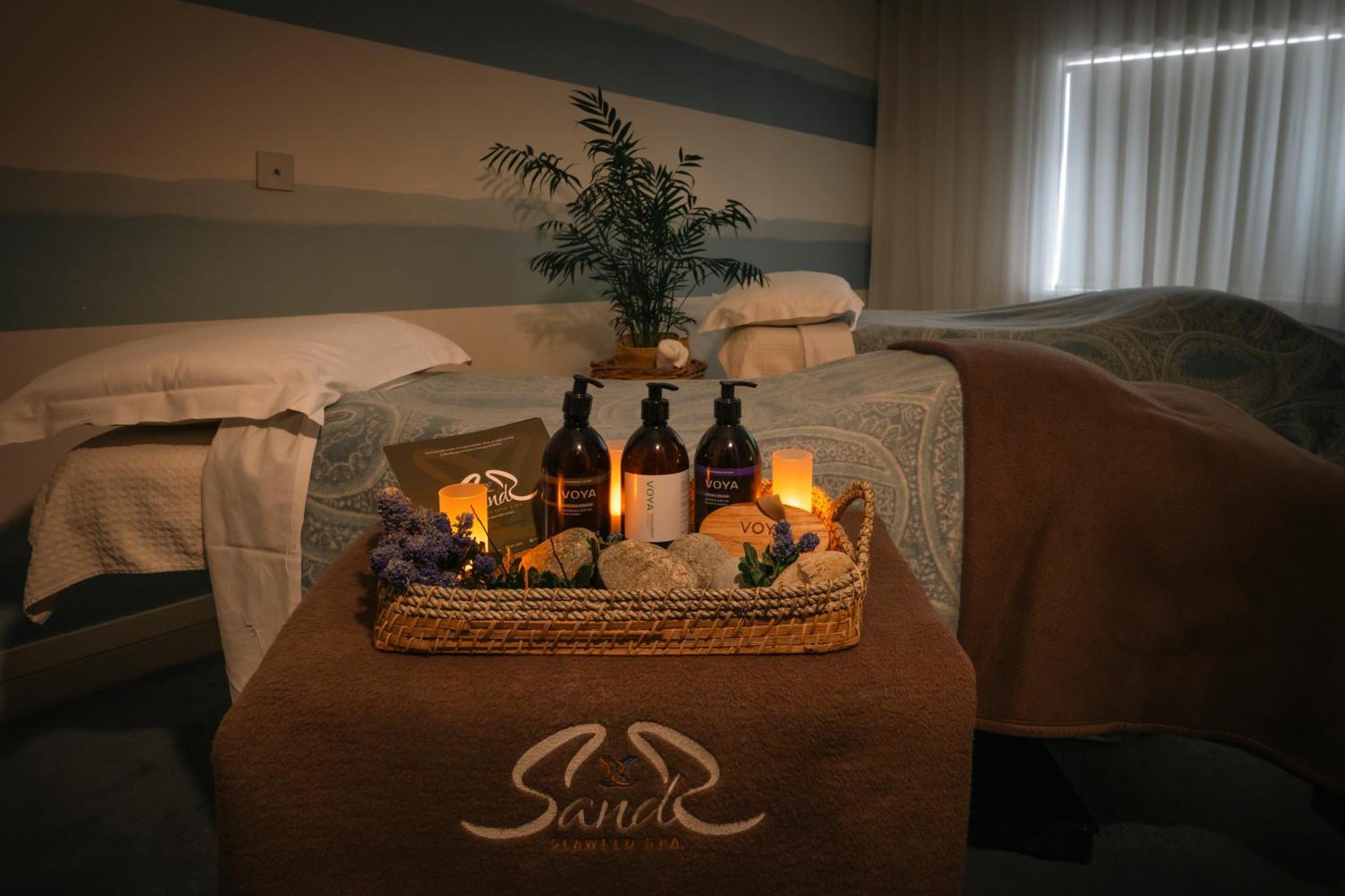Connemara Sands Hotel & Spa Clifden Bagian luar foto